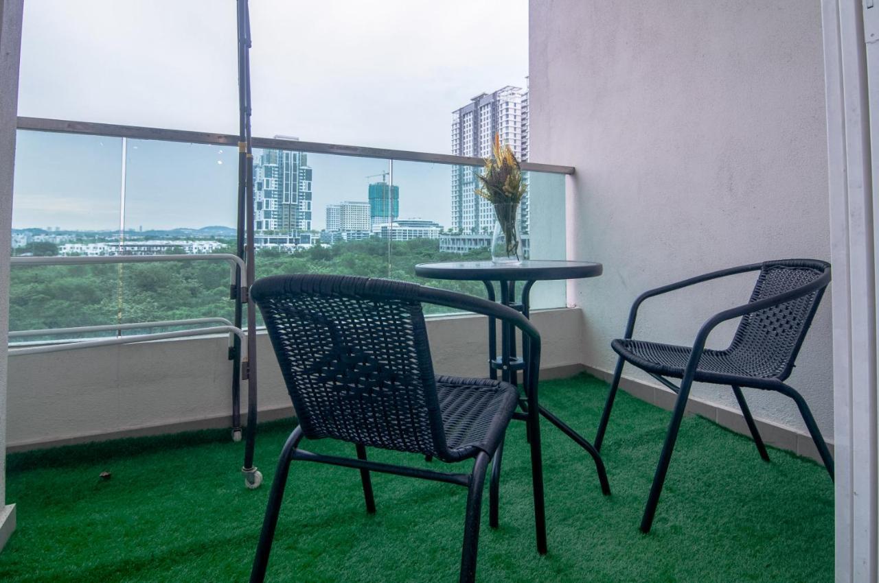 Mutiara Ville Cyberjaya By Idealhub Exterior foto