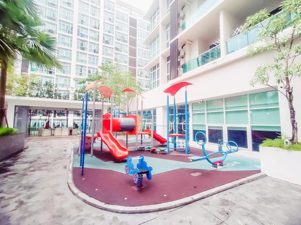 Mutiara Ville Cyberjaya By Idealhub Exterior foto